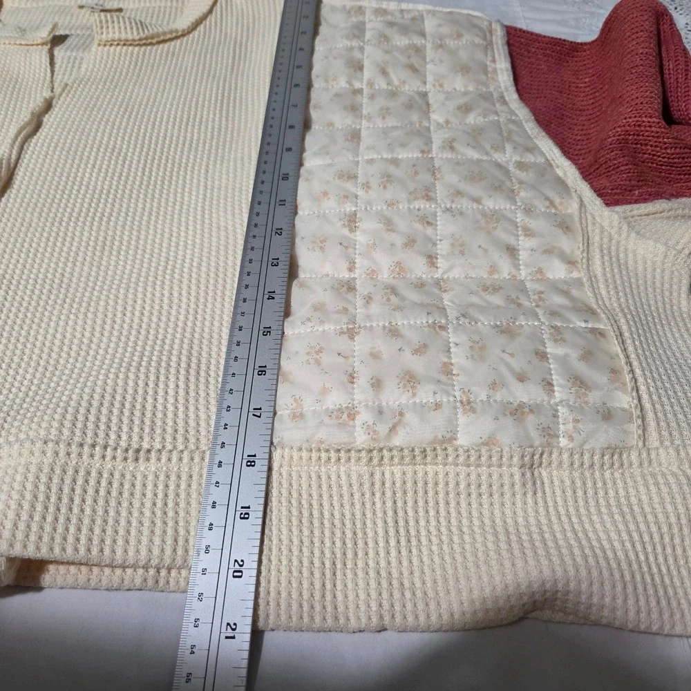 POL Mixed Media Waffle Knit Quilted Patchwork Pullover Top Cream Mauve YKT1307A - Picture 9 of 10